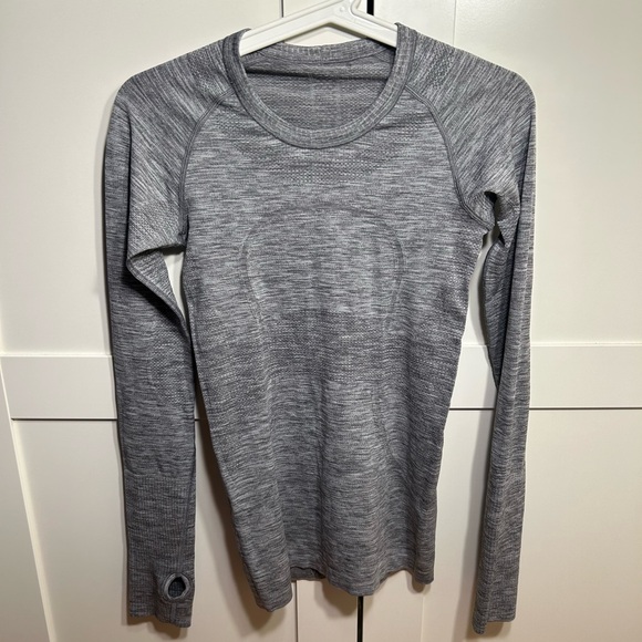 Swiftly Tech Long-Sleeve Shirt 2.0 Hip Length size 4 - Picture 7 of 8